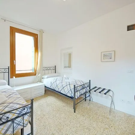 Dolcevita N 374 * Benátky